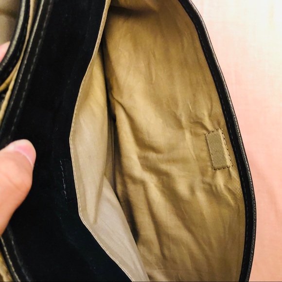 Lacoste - Picture 4 of 8